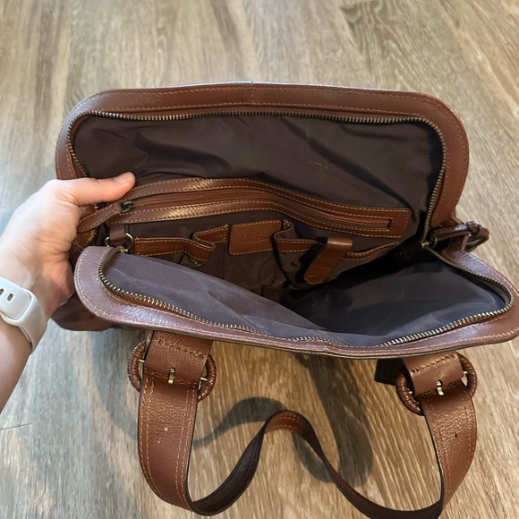 Cole Haan large brown leather handbag purse - Picture 4 of 4